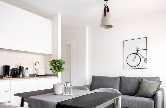 limehome Sevilla Torcuato L. d. Tena | Standard