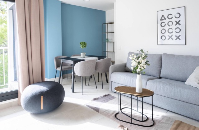 limehome Sevilla Torcuato L. d. Tena | Deluxe Apt.