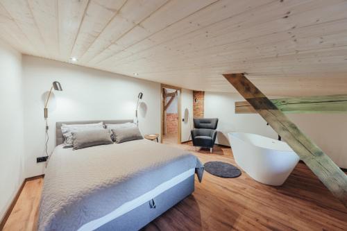 Linden Residence