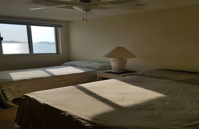 Lindo Departamento with Excelente Ubicación y Playa