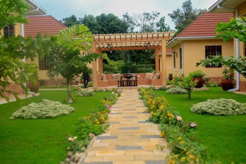 Lindrin lodge moshi