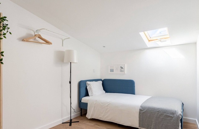 Lisbon Modern Flat near Park, Easy Access to the Centre