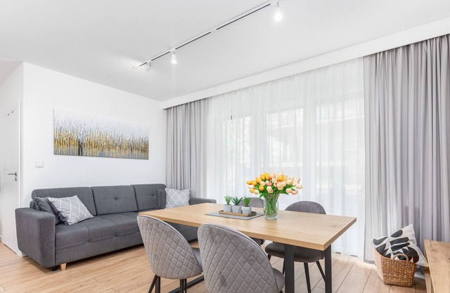 Lissa 05 Modern Apartment