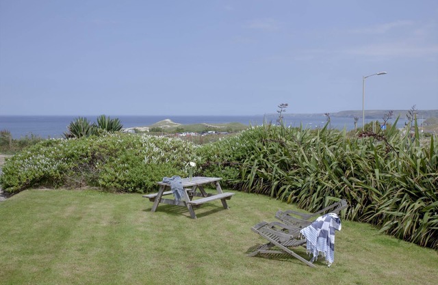 Little Close, Lusty Glaze - Sea Views