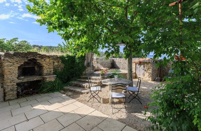 Little House in Provence