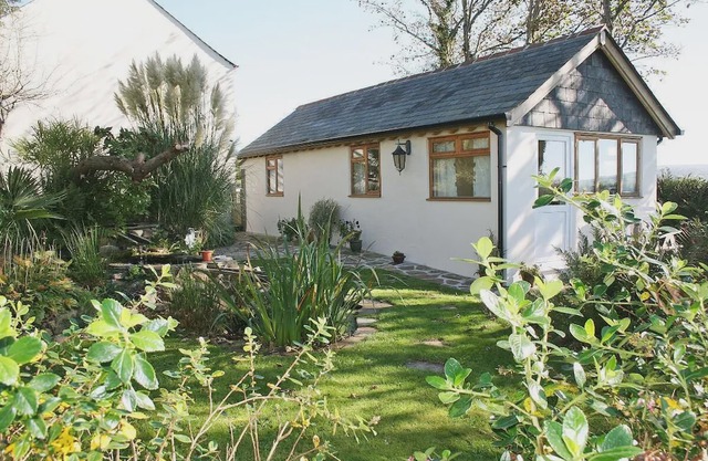 Little Lanxon, BLISLAND