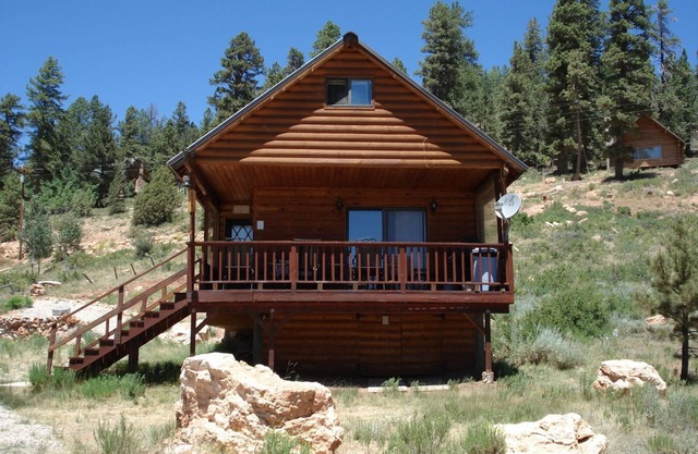 Little Moose - Located right in the heart of Duck Creek Villag