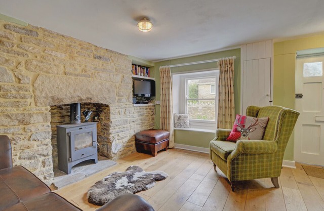 Little Steppes - Two Bedroom House, Sleeps 3