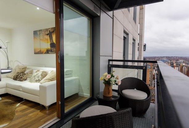 Live in Leeds Sky Penthouse