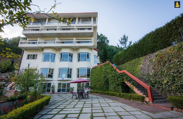Livingstone Misty Mountains resort Premium Room