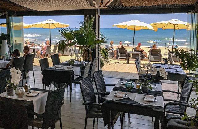 Lloyds Beach Club Aparthotel
