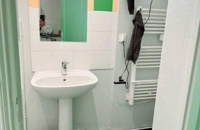 Located Porte la chapelle : appartment for 4 people by Côté habitat