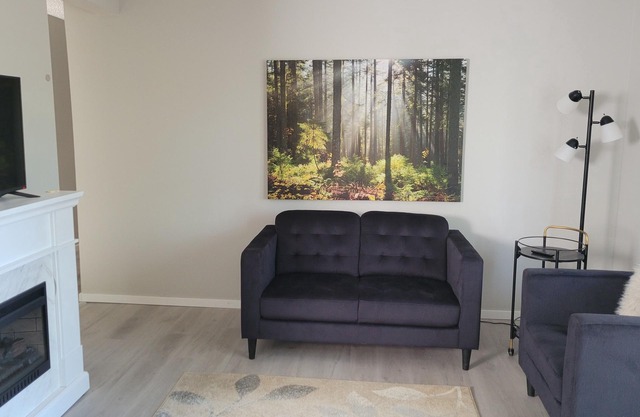 Location! All comforts, new reno one block from Broadway's amenities.