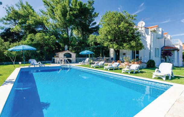 Location prestige avec piscine privée
