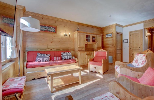 Lodge 3