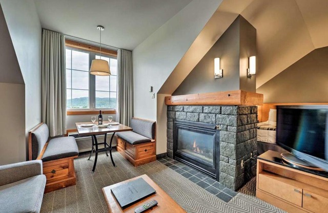 Lodge de la Montagne Unit 429