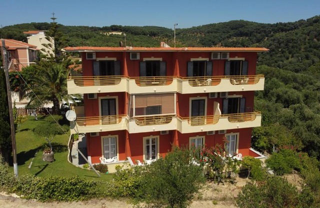 Lofos ClaudiAgapi Guesthouse Seaview