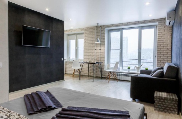 LoFT с панорамным видом на пл Горького ARTapart