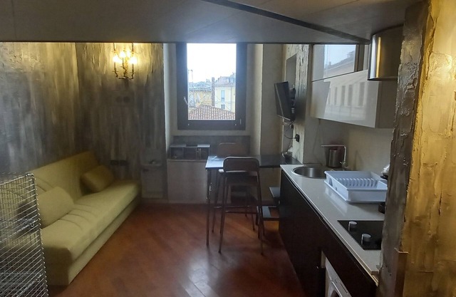 Loft 56 industrial, Center. Top position!