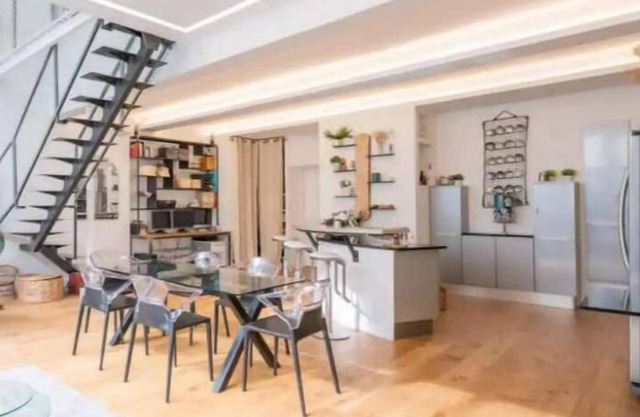 Loft Spacieux 4 Minutes du Métro Buttes Chaumont
