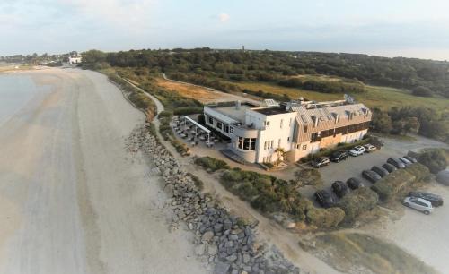 Logis Hôtel & Restaurant LES MOUETTES - Larmor Plage, Proche de LORIENT