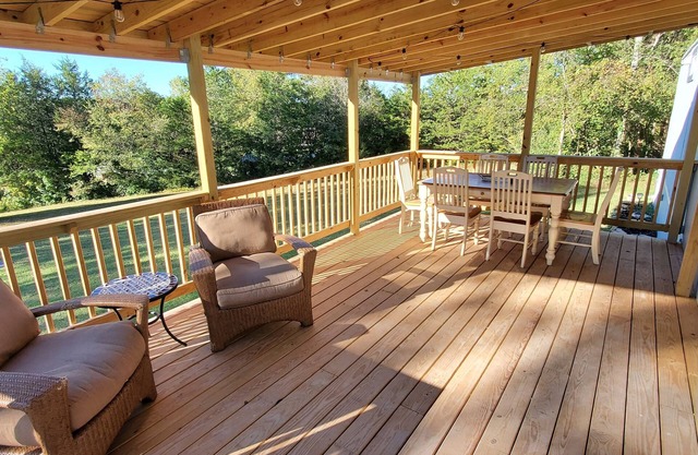 London House Getaway @ Aly Farm-Spring Hill