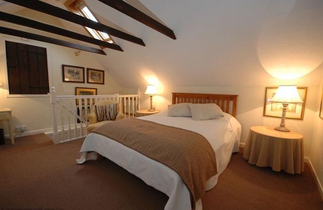 London House - Ninfield