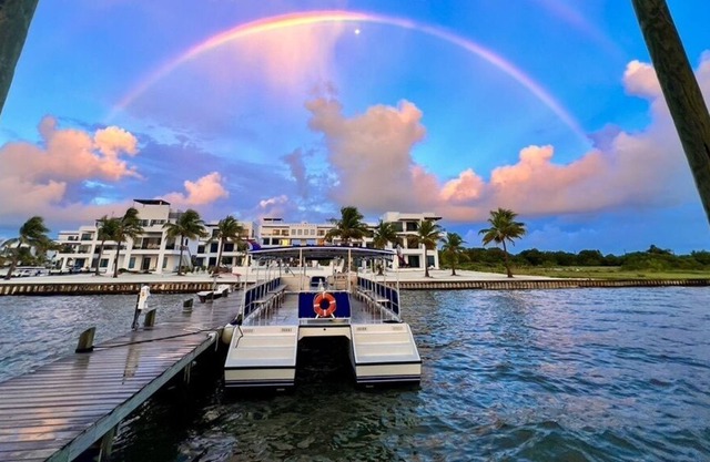 Long Term Exquisite Caye Caulker Condo. 3rd Floor With Elevator.