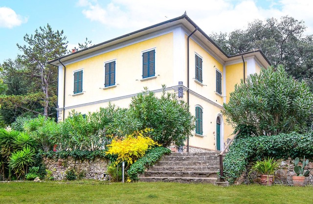 Look forward to a pleasant stay in Tuscany.