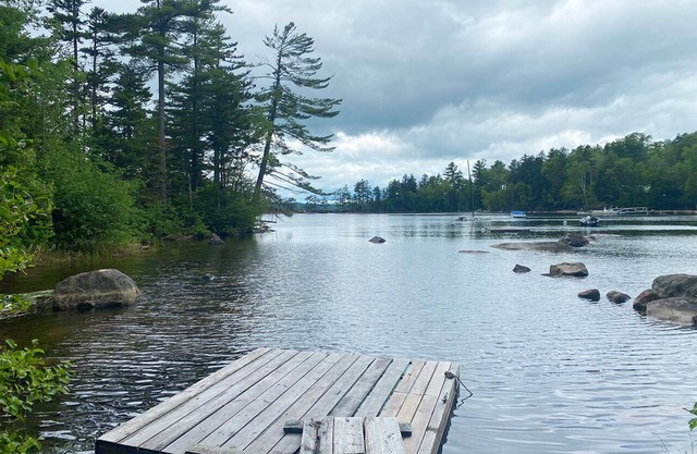 Loon Landing - Rustic cabin on Mooselookmeguntic Lake. Very Private!