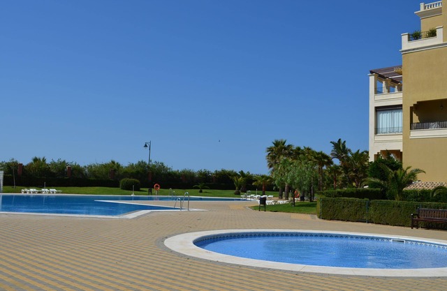 LOS CISNES 77 - Two Bedroom Apartment, Sleeps 5