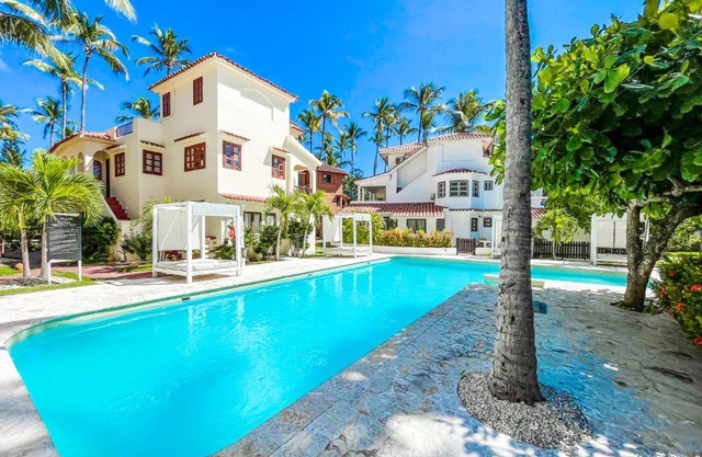 LOS CORALES BAVARO BEACHSIDE Hotel WiFi BBQ Beach CLUB & SPA