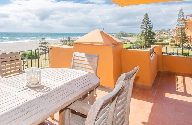 Los Granados De Duquesa 