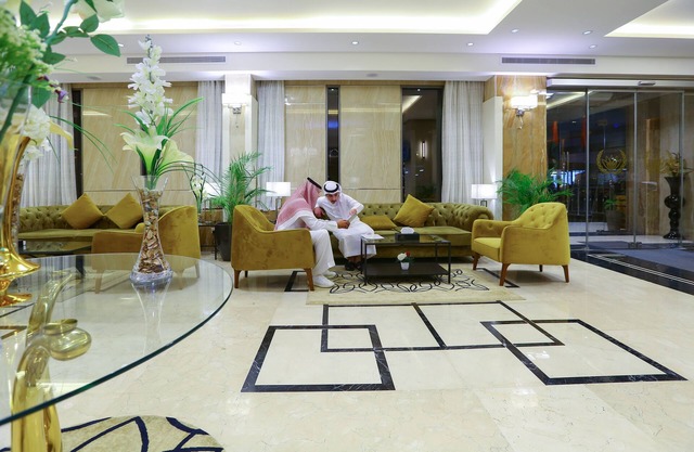 Lotaz Hotel Suites - Al Salamah
