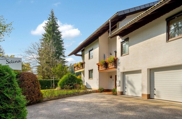 Lovely apartment for 4 people with WIFI, TV, terrace, pets allowed and parking