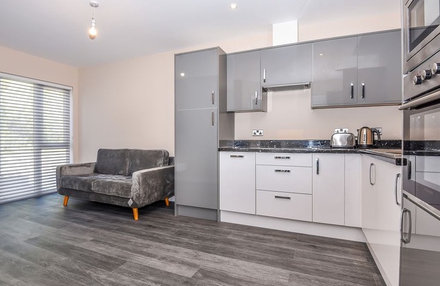 Lovely 1 bedroom apartment close to Heathrow