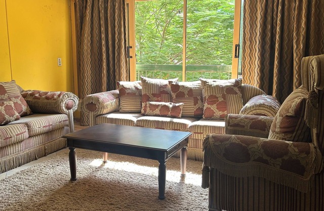 Lovely 2-bedroom apartment with AC in Cairo near the airport at Nasr City