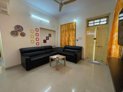Lovely 2bhk near Hitech City
