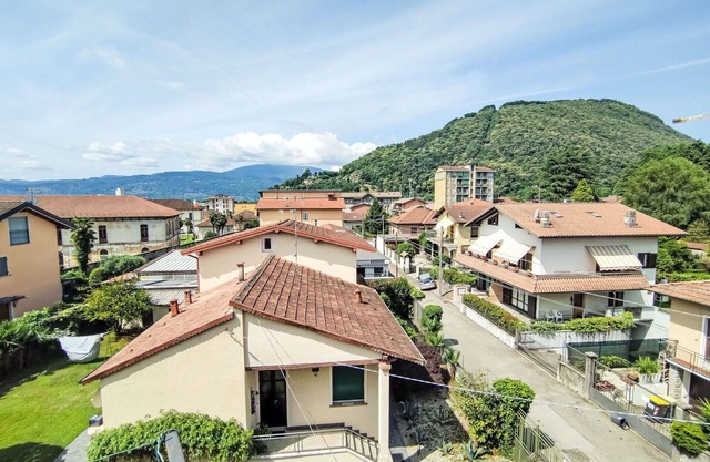 Lovely apartment for 3 guests with TV, balcony, pets allowed and parking