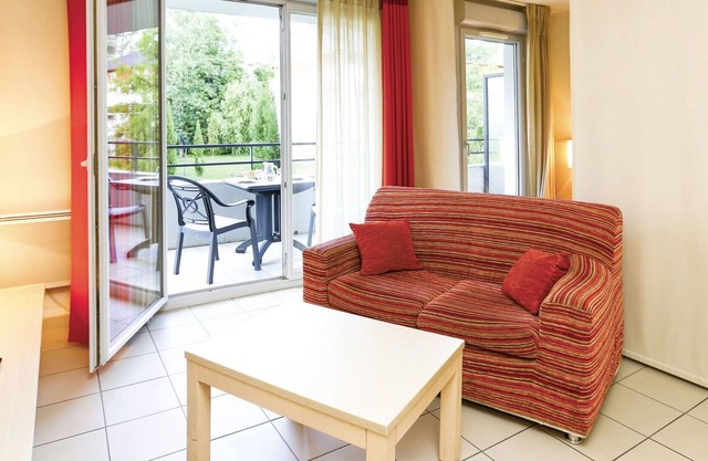 Lovely apartment for 2 people with hot tub, WIFI, pool, A/C, TV, terrace, pets allowed and parking