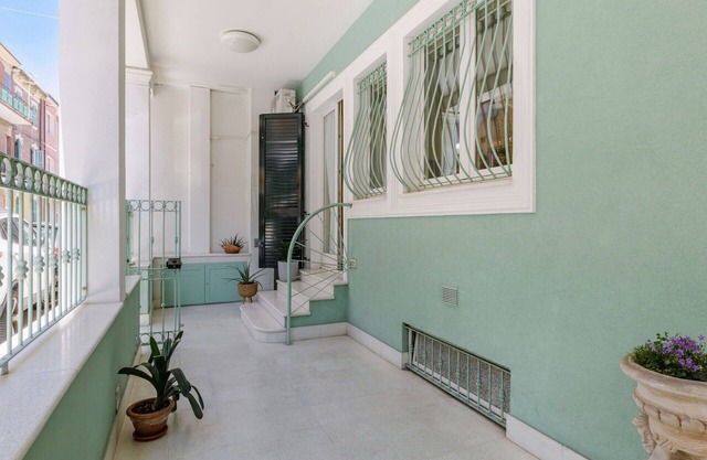 Lovely apartment for 4 guests with A/C, WIFI, TV and patio