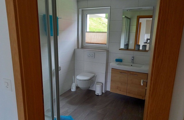 Lovely apartment for 5 people with WIFI and TV