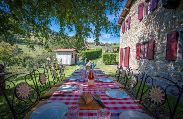 Lovely apartment for 4 guests with WIFI, pool, TV and pets allowed