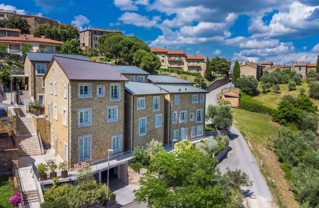 Lovely apartment for 6 guests with WIFI, pets allowed and panoramic view