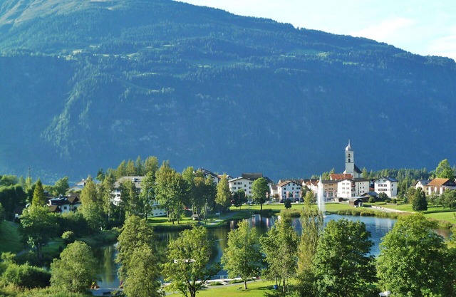 Lovely apartment for 3 guests with WIFI, pool, TV, balcony, pets allowed, panoramic view and par.