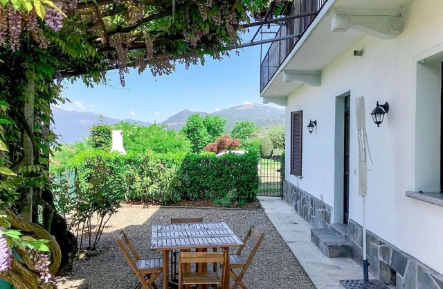 Lovely apartment for 3 people with WIFI, TV and patio