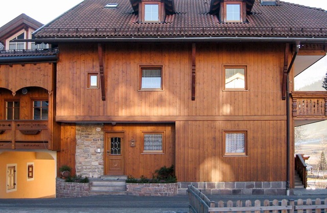 Lovely apartment for 4 guests with WIFI, TV and parking