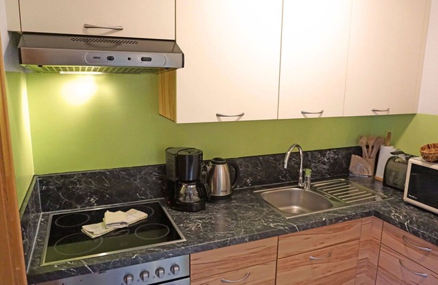 Lovely apartment for 5 people with WIFI, TV, terrace and pets allowed