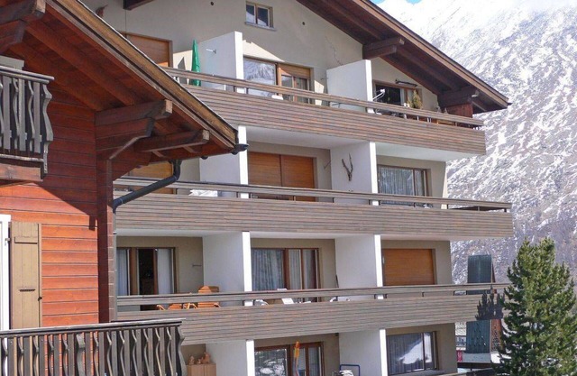 Lovely apartment for 4 guests with WIFI, TV and balcony