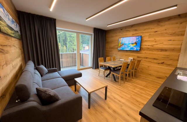 Lovely apartment for 5 people with WIFI, TV, balcony and panoramic view